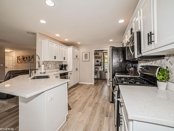 5th image of 508 Wildflower Way