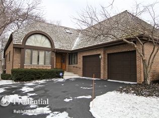 60 Godair Dr, Hinsdale, IL 60521