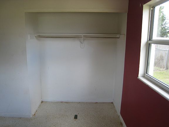4th image of 2913 Rosemarie Drive