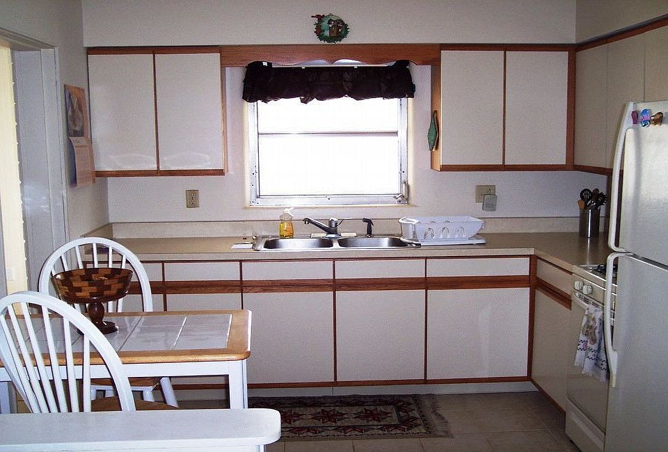 2nd image of 1408 Southard Ave