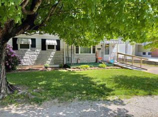 2424 Henderson St, Ashland, KY 41102