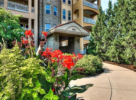 2nd image of 3810 N Mulberry Dr Unit 104