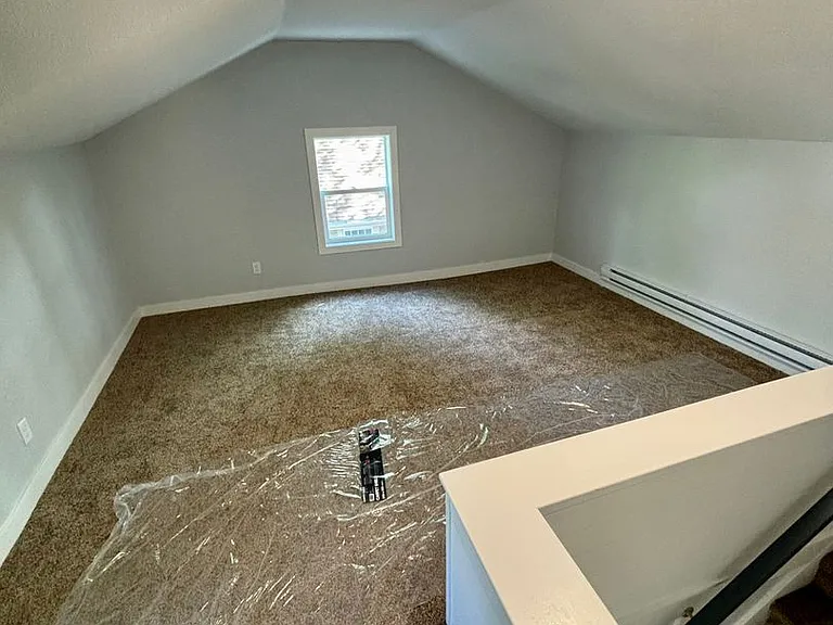 2119 S Helen St — Photo 3