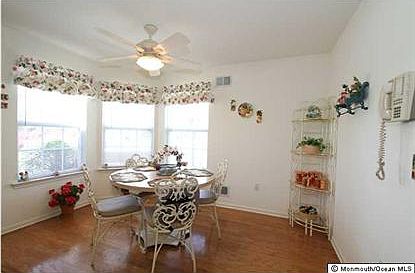 4th image of 2461 Crisfield St
