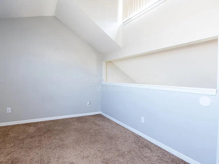 Midtown Place Apartments — Photo 44