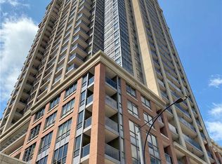 4090 Living Arts Dr Unit 2007, Mississauga, ON L5B 4M8