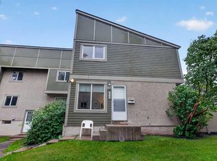 406 W Blackthorn Rd NE #442, Calgary, AB T2K 1K5