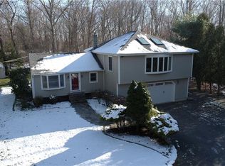 406 Colonel Ledyard Hwy, Ledyard, CT 06339