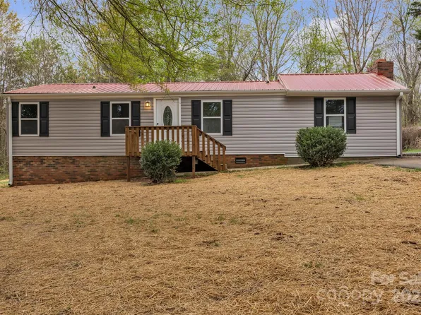 132 Riverview Acres Ln, Taylorsville, NC 28681