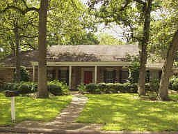1st image of 1010 Glouchester Ln