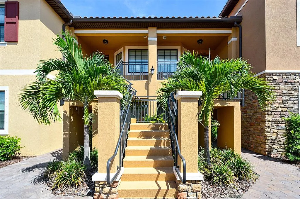 2 bed, 2.0 bath, 1528 sqft, $6,500 — Photo 4