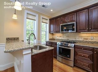 217 M St #3R, Boston, MA 02127