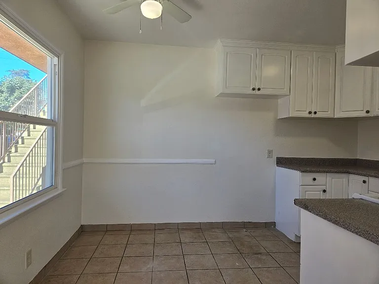 15904 Sherman Way #3 — Photo 4