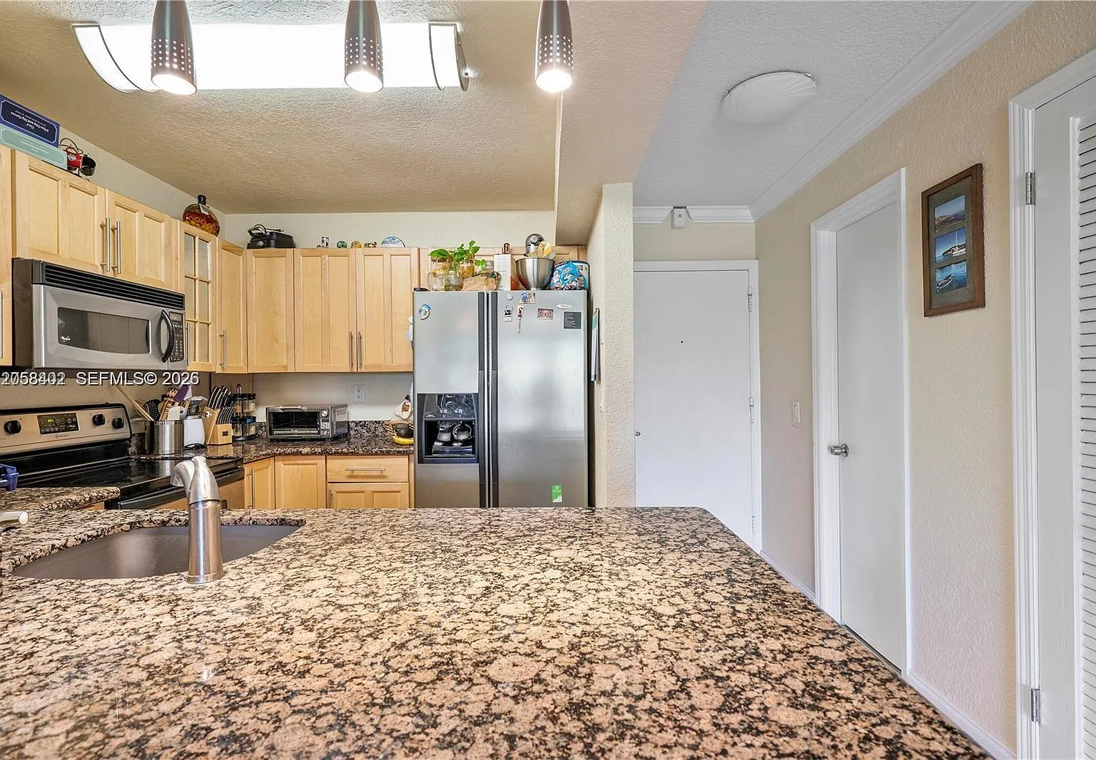 Keystone Bay Condo — Photo 3