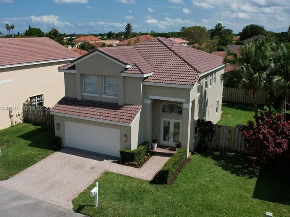 6630 Saltaire Ter, Margate, FL 33063