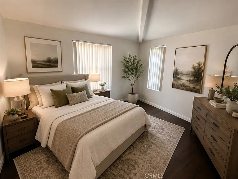 15750 Devonshire St — Photo 15