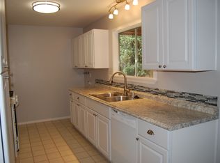 1334 Kent Ave, Escondido, CA 92027