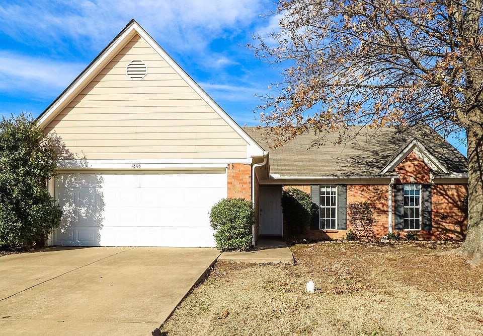 1st image of 1806 Central Trails Dr