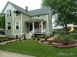 1501 Lemon St, Highland, IL 62249