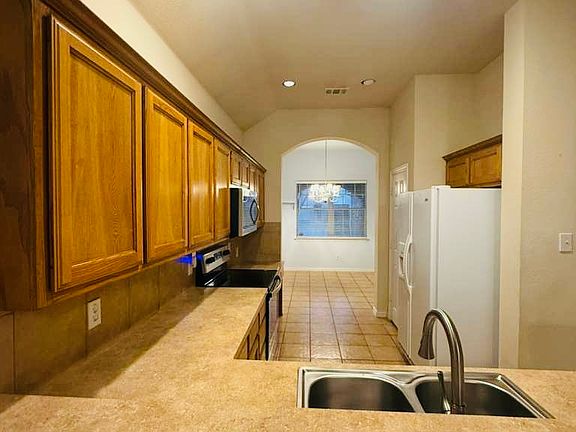5th image of 10116 Coolidge Dr