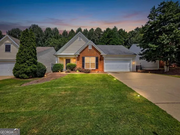 6730 Waveland Dr, Cumming, GA 30040