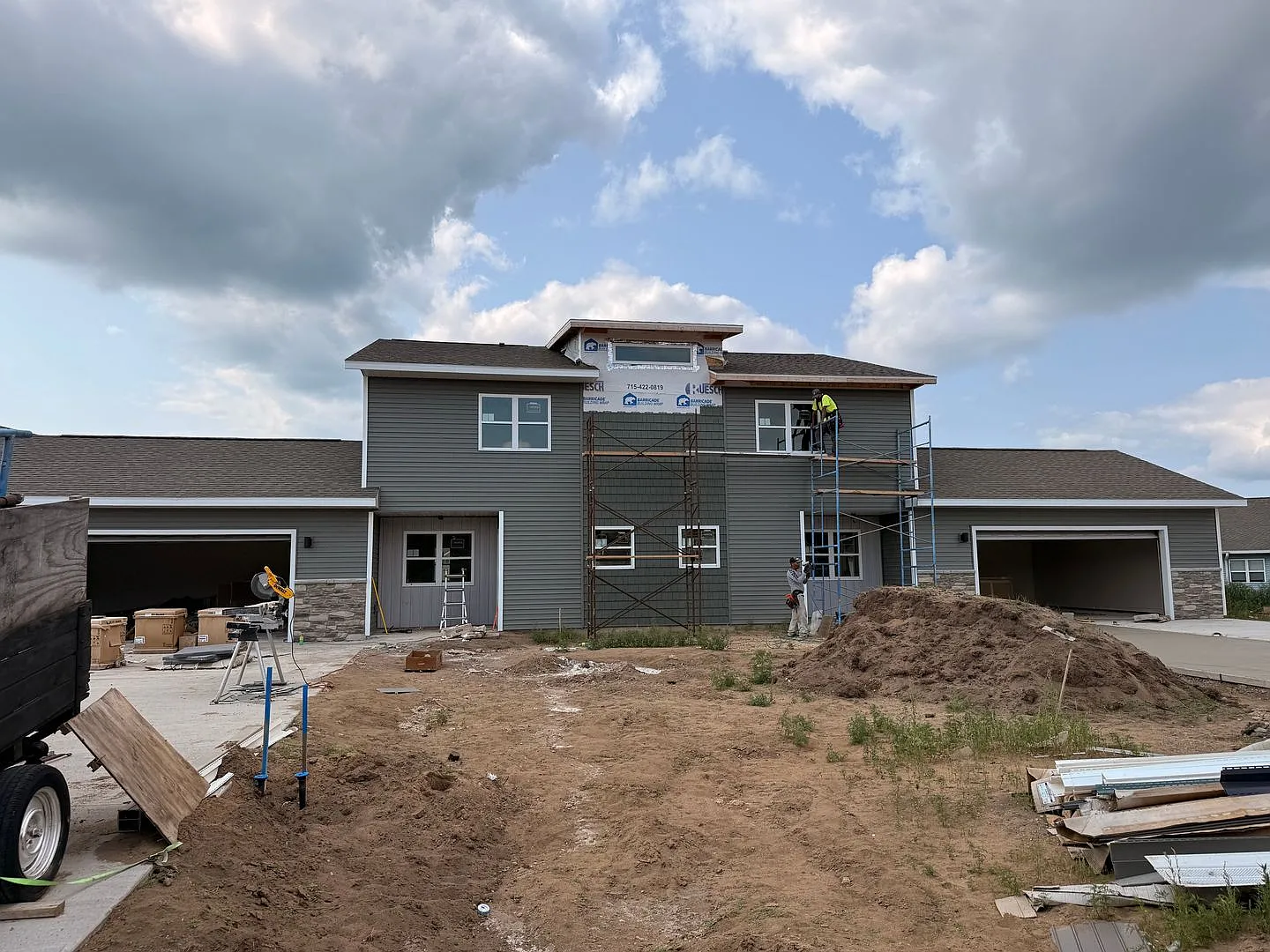 3040/3044 Bennington Place — Photo 1