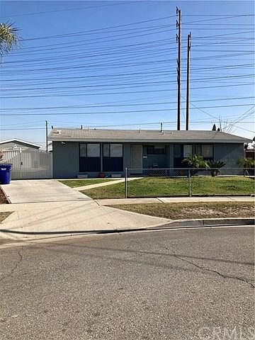 1st image of 8658 Holly Way