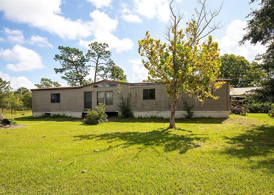 1st image of 3261 LA SALLE AVENUE