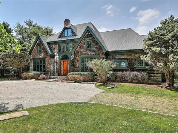 50 Canonchet Way, Narragansett, RI 02882