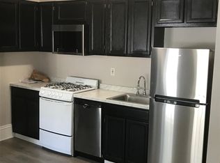 17 E Centre St APT 1, Baltimore, MD 21202