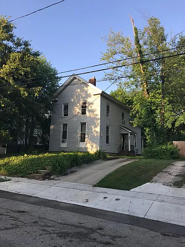 135 N Pearl St Photo 1