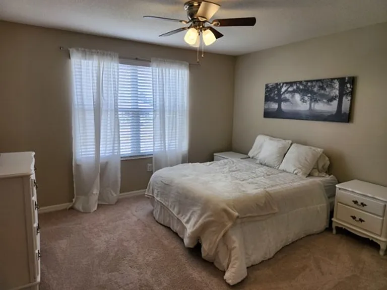 7031 Woodchase Glen Dr — Photo 9