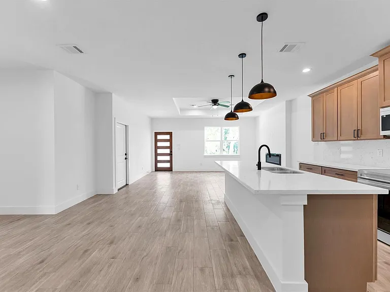 11403 Alcott Dr — Photo 9