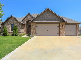 6103 W Tumbler Rdg, Rogers, AR 72758