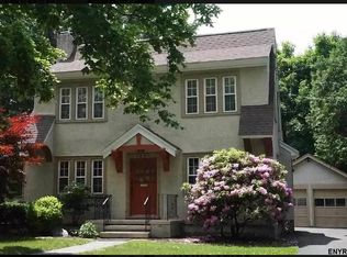 1082 Teviot Rd #1, Schenectady, NY 12308