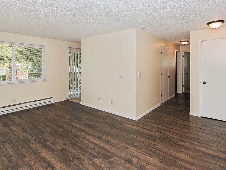 12211 Edgewood Ave SW #13 — Photo 10