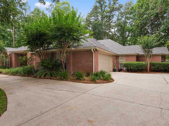 2nd image of 9025 Glen Eagle Way