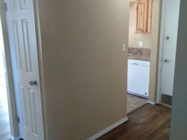 1715 Center Ave #15 — Photo 31