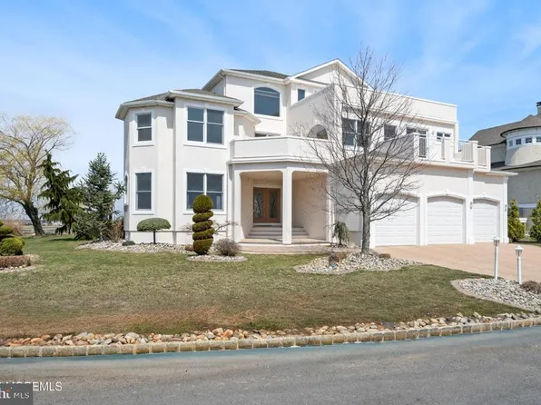 1100 Island Dr, Bayville, NJ 08721