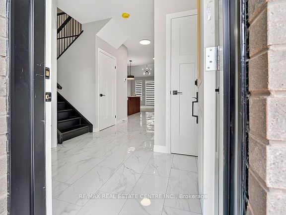 4th image of 264 Blair Rd #9