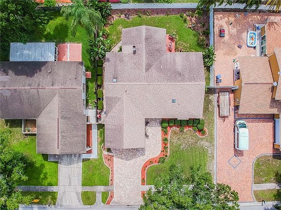 4th image of 7510 Clearview Dr