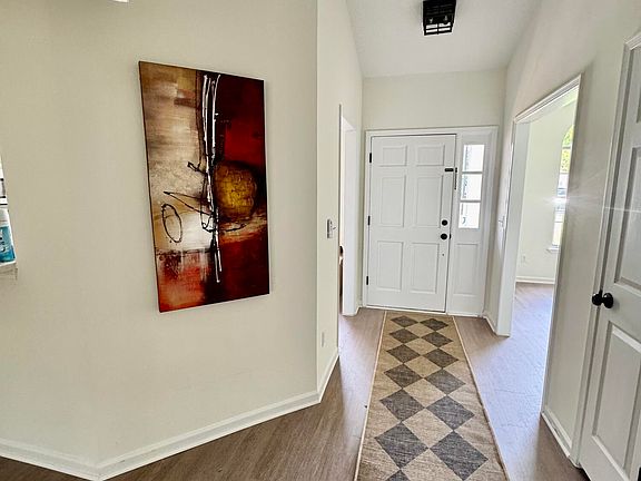 5th image of 306 FAWNRIDGE Lane