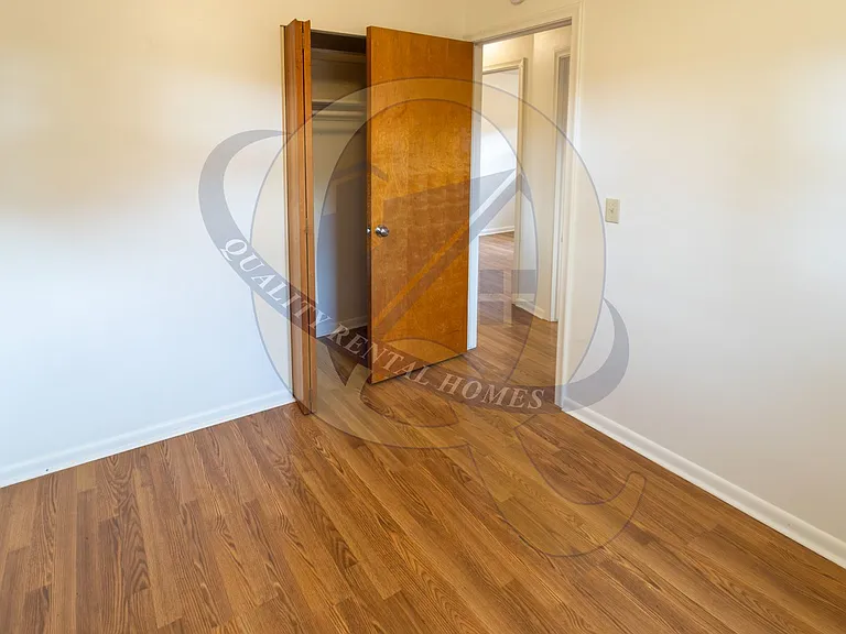 4380 Old Colony Dr — Photo 11