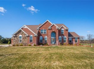 7878 Whirlaway Dr, Saline, MI