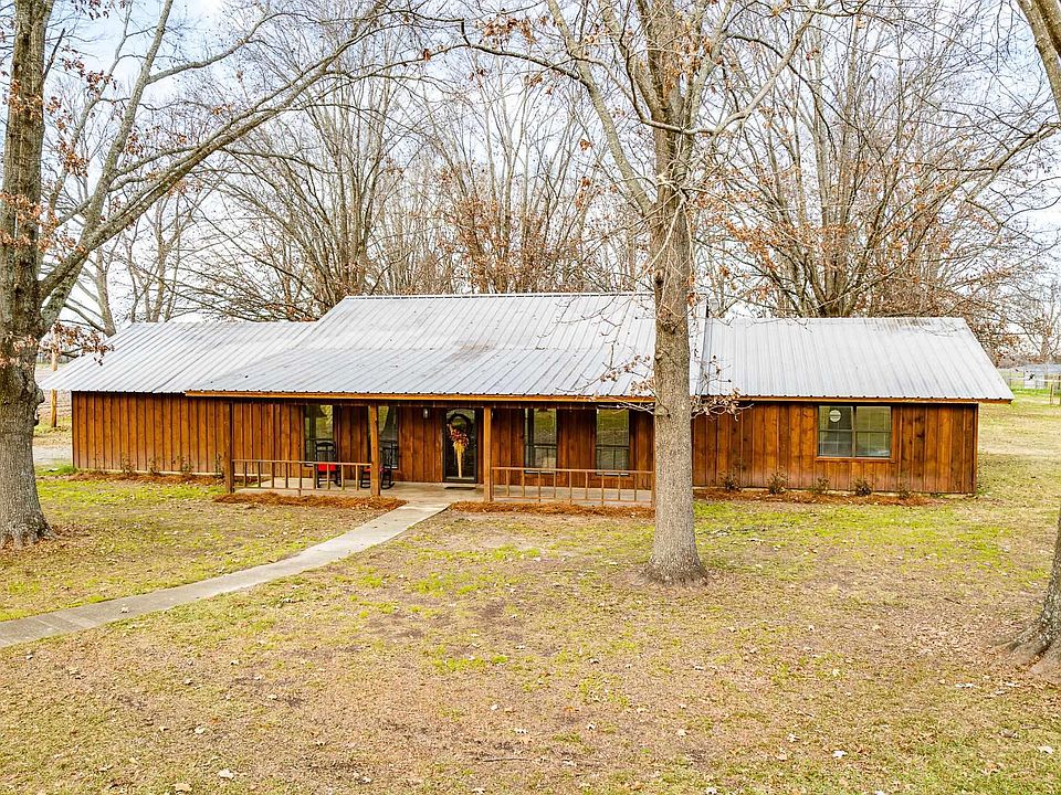 1st image of 774 Oswalt Rd