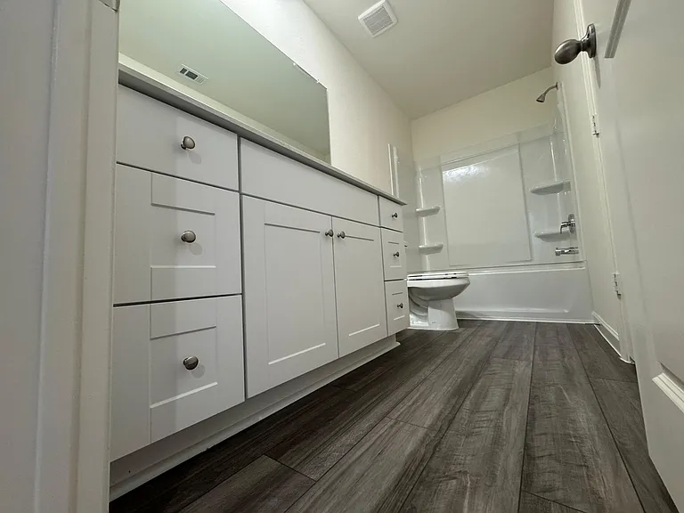 5722 Roadhouse Dr — Photo 4