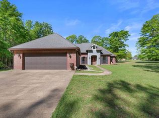 530 Roy Bridges Rd, Leesville, LA 71446