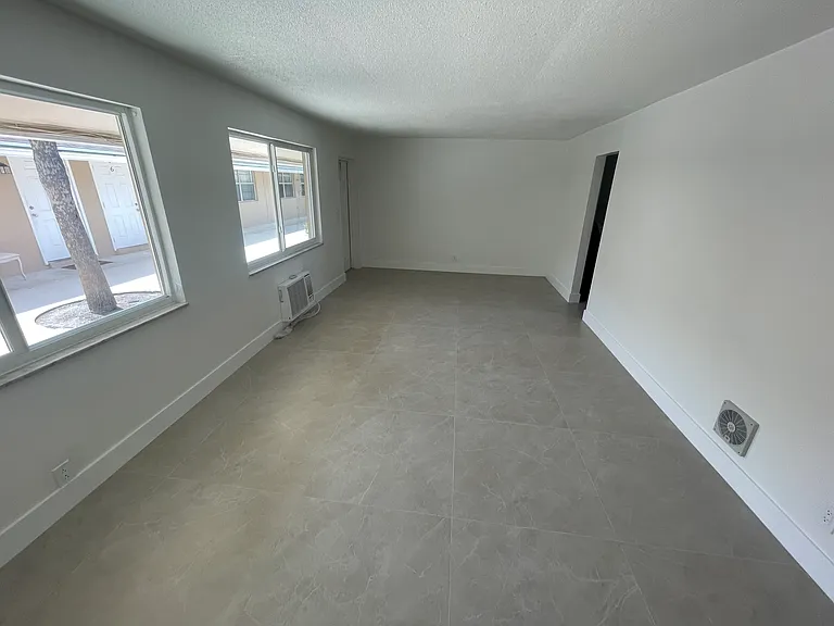 821 Silver Beach Rd #4 — Photo 13