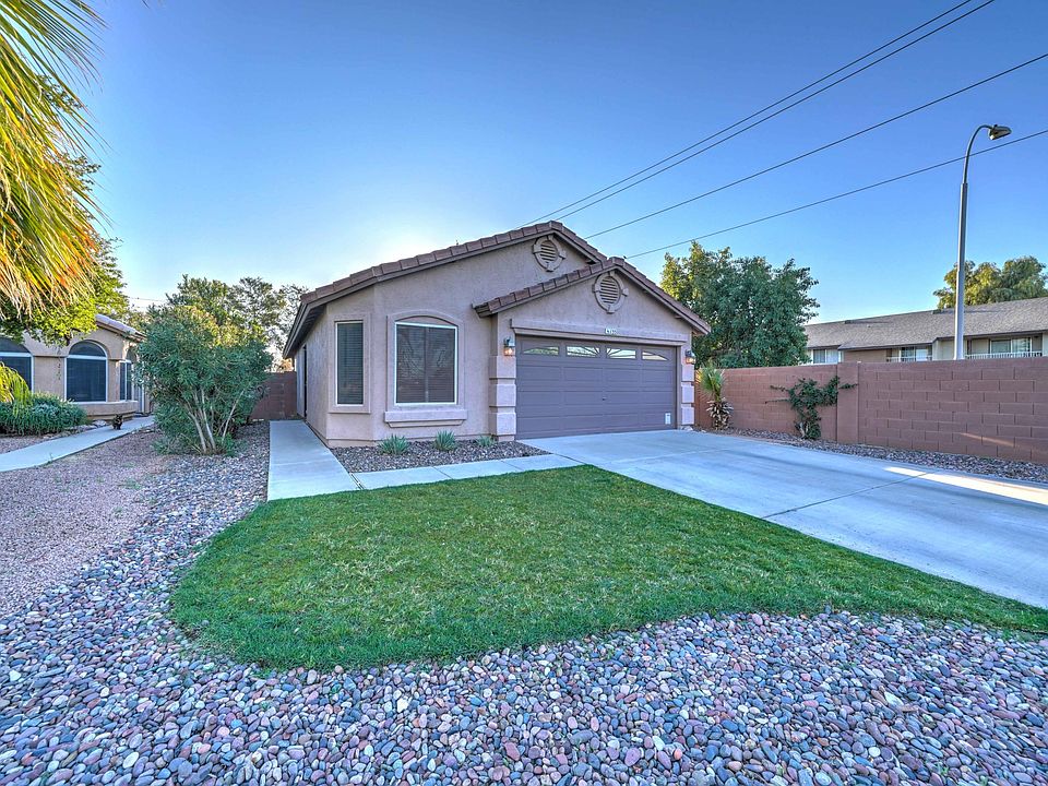 1st image of 155 N Saffron Cir