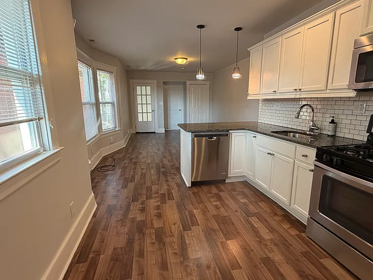 2748 Florian St — Photo 13